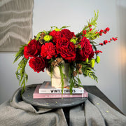 Roses and carnations bouquet
