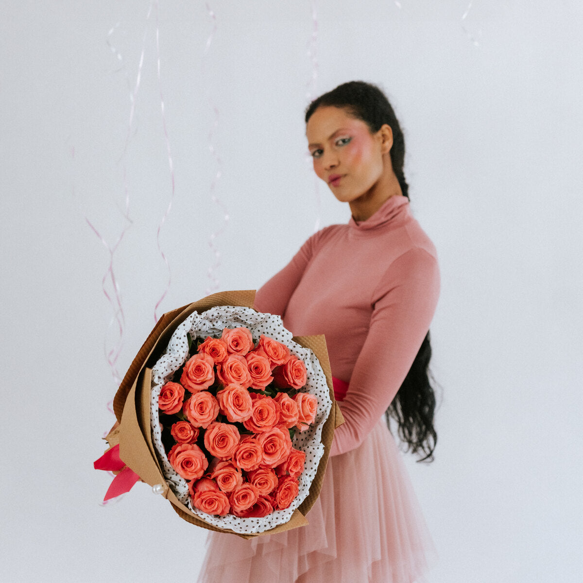 Coral roses bouquet