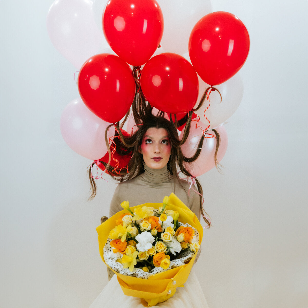 Yellow and white bouquet