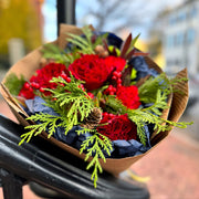 Red roses and carnations bouquet