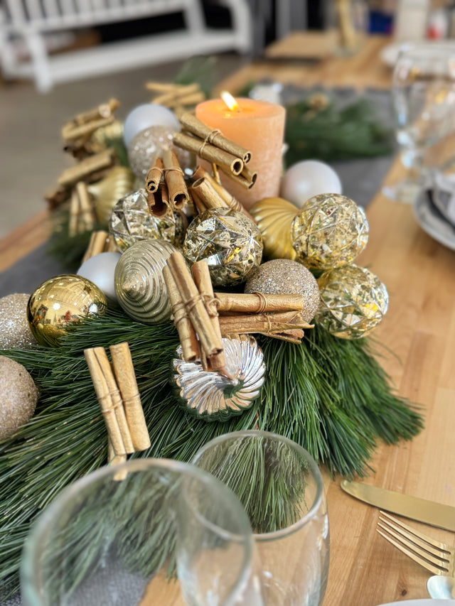 A Sculptural Holiday Centerpiece
