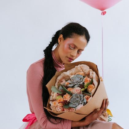 Romantic Flowers for Her | Romantic Bouquet of Flowers
