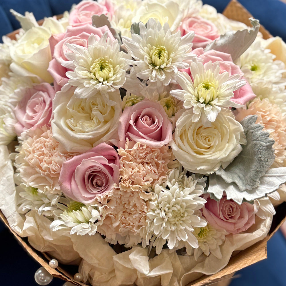Fresh Sugar Rose bouquet, a sweet romantic floral gift